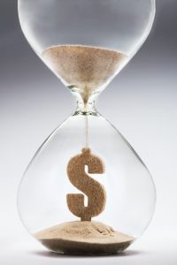 Recovery time objective (RTO) - an hourglass counting down.